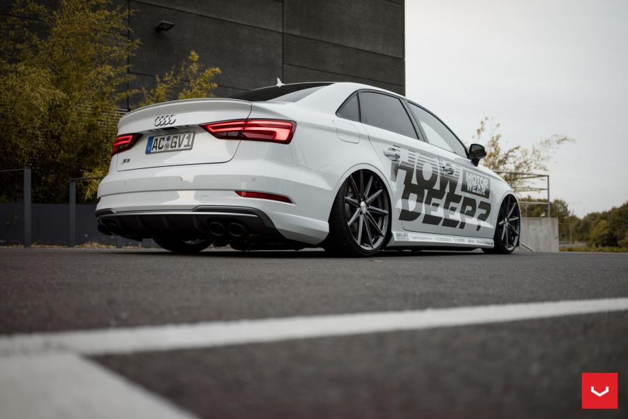  Audi S3 Sedan on Vossen Wheels (VFS10) 2017 года  (фото 15 из 52)